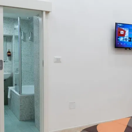 Apartment Olina 1 *